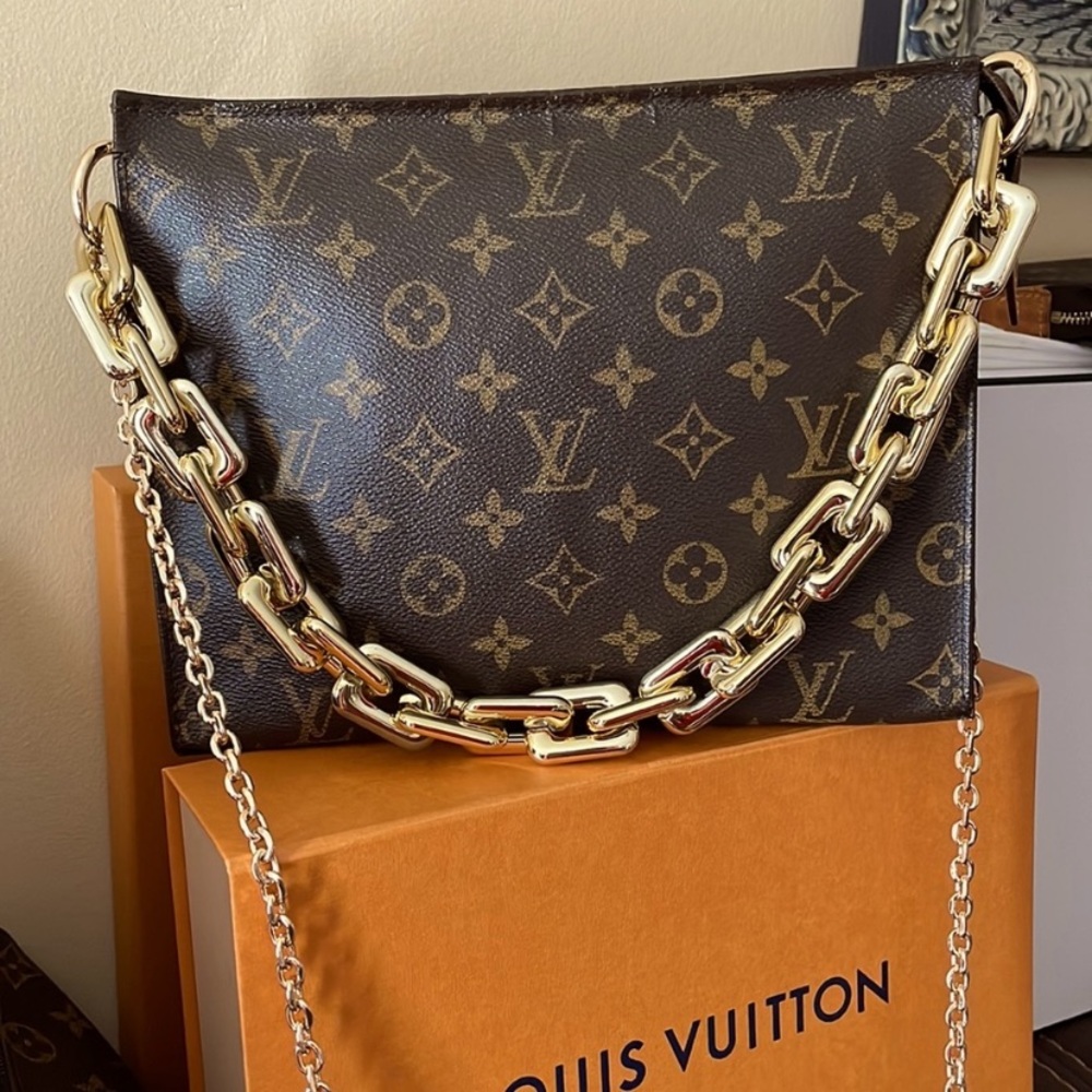 Louis Vuitton Monogram toiletry 26 pouch on chain